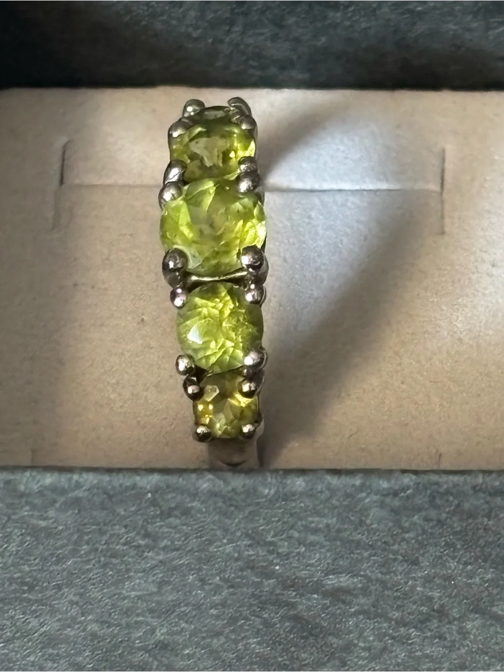 KB 925 Sterling Silver 5 Stone Green Peridot Ring Size 8 Preloved Vintage